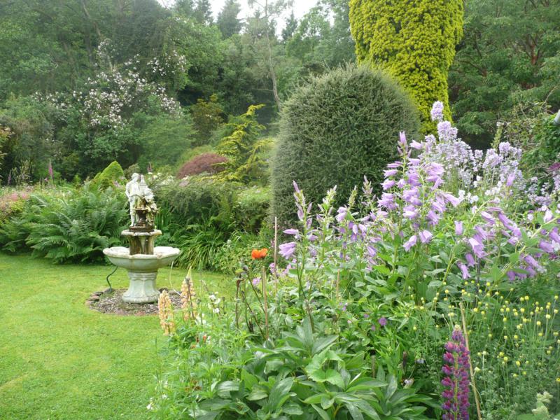 The garden of Clachan Cottage, self catering in Dumfries & Galloway
